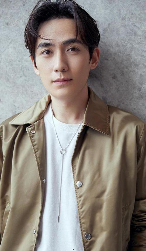 杜有泽人物照片,时代楷模，砥砺前行的奋斗者