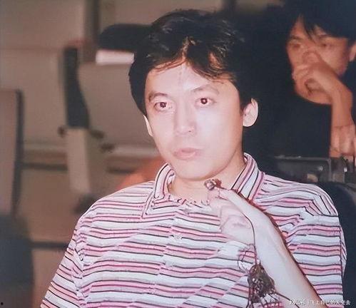 何政军妻子的个人资料,优雅贤淑，助力丈夫事业腾飞的贤内助